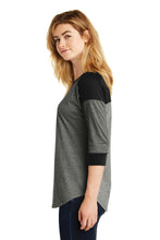 Load image into Gallery viewer, Ladies New Era® Heritage Blend 3/4-Sleeve Baseball Raglan Tee
